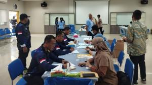 Kepala-BNN-lakukan-tes-urine-pegawainya2w4.jpg