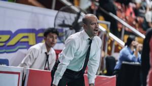 Kepala-pelatih-tim-basket-putri-SMAN-36-Jakarta-Frengki-R-De-Fretes.jpg