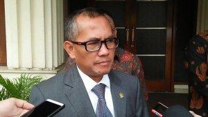 wartakota/Ketua-Komisi-Yudisial-KY-Indonesia-2010-2015-dan-tahun-2015-2020-Jaja-Ahmad-Jayus-dibacok.jpg