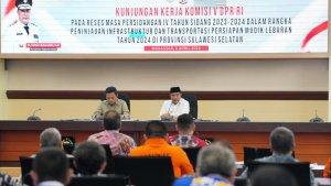 Kunjungan-kerja-Komisi-V-DPR-RI-ke-Sulsel.jpg