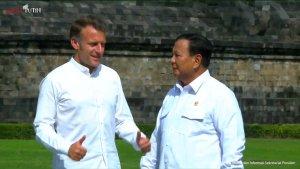 MACRON-DI-BOROBUDUR.jpg