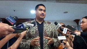 Menpora-Dito-Ariotedjo-saat-diwawancarai-Selasa-1792024.jpg