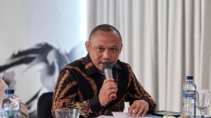 Mikael-Azedo-Harwito-saat-kegiatan-Program-Sekolah-Rakyat-pada-Senin-27102025.jpg