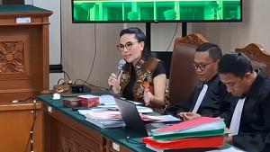 NIKITA-UNGKAP-SIDANG-Persidangan-kasus-dugaan-pemerasan.jpg