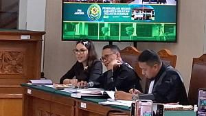 Nikita-Mirzani-di-sidang-lanjutan244.jpg