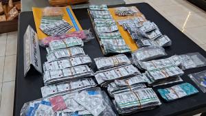 OBAT-BERBAHAYA-Barang-bukti-ribuan-butir-obat-berbahaya-yang-masuk-dalam-daftar-G.jpg