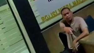Oknum-anggota-Polsek-Cikarang-Utara-diduga-menyuruh-melepaskan-pencuri-motor.jpg
