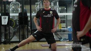 Ole-Romeny-turut-ikut-dalam-latihan-perdana-Timnas-Indonesia-di-Sydney-Australia.jpg