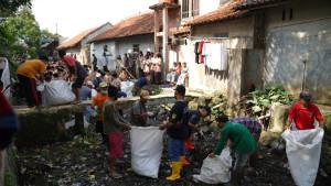 PIALA-ADIPURA-Warga-Kabupaten-Bogor-melakukan-aksi-Bebersih-Sabtu-Minggu.jpg