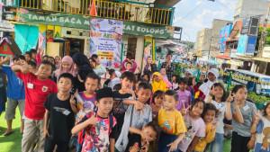 PNM-di-Taman-Bacaan-Masyarakat-TBM-Kolong-Ciputat.jpg