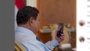 PRABOWO-VC-KLUIVERT-Presiden-Prabowo-Subianto-melakukan-panggilan-vi.jpg