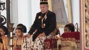 Paku-Buwono-XIII-js.jpg