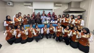 Para-guru-dan-siswa-SMKN-3-Kediri-mengunjungi-proses-produksi-terigu-di-Mill-Bogasari.jpg