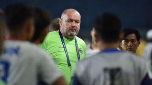 Pelatih-Persib-Bandung-Bojan-Hodak-sebut-Persija-Jakarta-bukan-tim-yang-mudah-dikalahkan.jpg