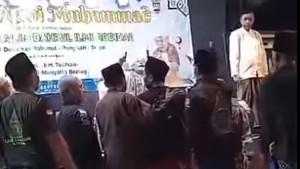 Pengajian-di-Desa-Kendalserut-Tegal-Jawa-Tengah.jpg
