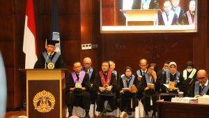 Pengukuhan-Prof-Abdul-Wahid.jpg