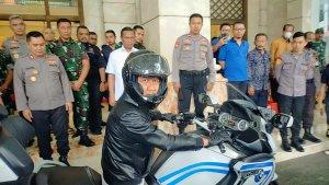 Penjabat-Pj-Gubernur-DKI-Heru-Budi-Hartono-mengendarai-Moge-Patwal-Dishub-DKI.jpg