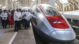Peresmian-promo-dan-penjualan-tiket-Kereta-Cepat-Whoosh.jpg