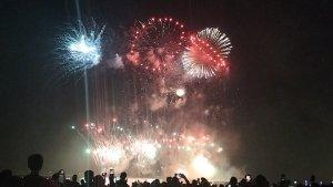 wartakota/Pesta-Tahun-Baru-2023-di-Ancol.jpg