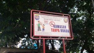 Plang-Kawasan-Tanpa-Rokok-KTR-di-lingkungan-Balai-Kota-Depok.jpg