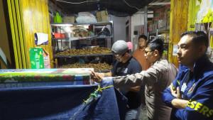 Polsek-Jonggol-menyita-ratusan-minuman-keras-di-Kabupaten-Bogor-Minggu-382025.jpg