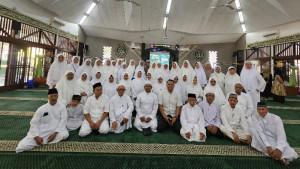 Potret-44-jemaah-umrah-asal-Majelis-Taklim-Nurul-Hidayah.jpg