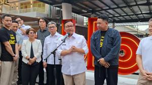 Pramono-Anung-saat-meninjau-kawasan-Blok-M.jpg
