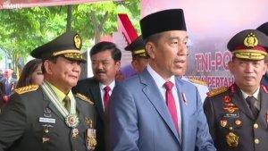 Presiden-Jokowi-menjawab-isu-masuk-Partai-Golkar.jpg