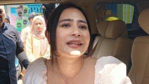 Prilly-Latuconsina-fes.jpg