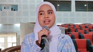 Putri-Ariani-glo.jpg