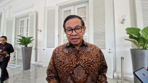 RAGUNAN-BUKA-MALAM-Kendaraan-pribadi-maupun-umum-dilara.jpg