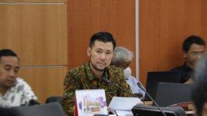 RAPAT-KERJA-Anggota-Komisi-B-DPRD-Provinsi-DKI-Jakarta-Ahmad-Lukman-Jupiter.jpg
