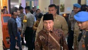REAKSI-JOKOWI-TUNJUKKAN-Presiden-ke-7-Republik-Indonesia-Jo.jpg