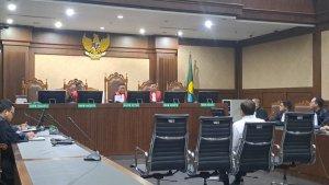 Rafael-Alun-Trisambodo-saat-jadwal-sidang-putusan-di-PN-Jakarta-Pusat-Kamis-412024.jpg