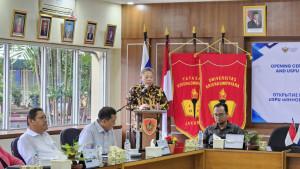 Rektor-UNKRIS-Ali-Johardi.jpg