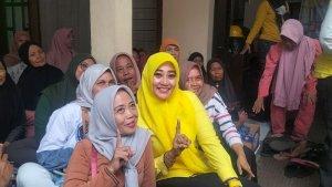 Ririn-Farabi-Arafiq-Bersama-Janda-Depok.jpg