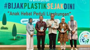 Sampah-plastik-menjadi-salah-satu-tantangan-lingkungan-terbesar-di-Indonesia.jpg