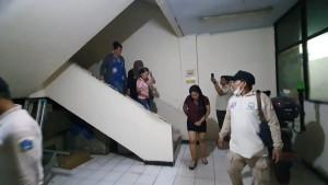 Satpol-PP-Penjaringan-Razia-PSK-di-Gang-Royal-Tiga-Wanita-Diamankan.jpg