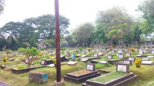 Suasana-di-TPU-Karet-Pasar-Baru-Barat-Minggu-26102025.jpg