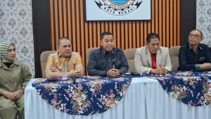 Suasana-upaya-mediasi-dugaan-tindak-kekerasan-antara-anggota-DPRD-Kota-Bekasi.jpg