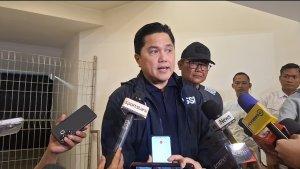 TIMNAS-INDONESIA-PADU-Ketua-Umum-PSSI-Erick-Thohir-saat-diwaw.jpg