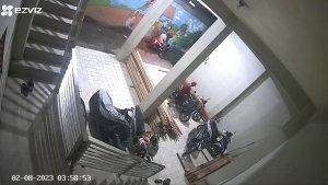 Tangkapan-layar-rekaman-CCTV-pencurian-motor-di-Jalan-Kalibaru-Barat-Cilincing-Jakarta-Utara.jpg