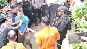 Tersangka-pembunuhan-gadis-penjual-gorengan-Indra-Septiarman.jpg