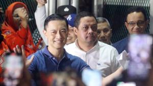 Tom-Lembong-Usai-Resmi-Bebas.jpg