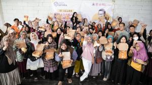 UMKM-Para-ibu-yang-mengikuti-pelatihan-pembuatan-pizza-di-Garut.jpg