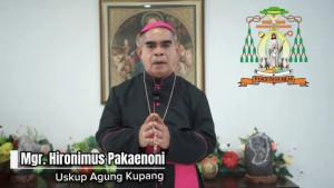 Uskup-Keuskupan-Agung-Kupang-Mgr-Hironimus-Pakaenoni-pada-Minggu-3182025.jpg