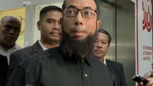 wartakota/Ustaz-khalid-kembalikan-uang23.jpg