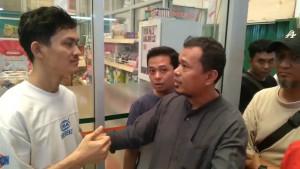 VIRAL-MEDIA-SOSIAL-pedagang-Pasar-Pramuka-diintimidasi-Kelompok-orang-tidak-dikenal.jpg