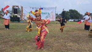Warga-di-Lampung-Selatan-berkumpul-dalam-Pesta-Budaya-untuk-merayakan-keberagaman.jpg