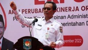 Yusharto-Huntoyungo-meminta-para-Pejabat-Administrator-terus-berinovasi-untuk-Daerah.jpg